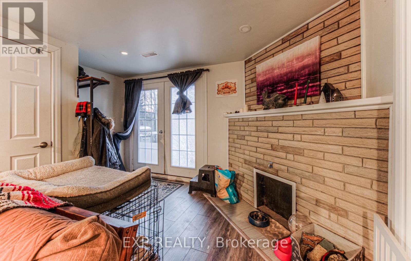 116 KENNETH AVE