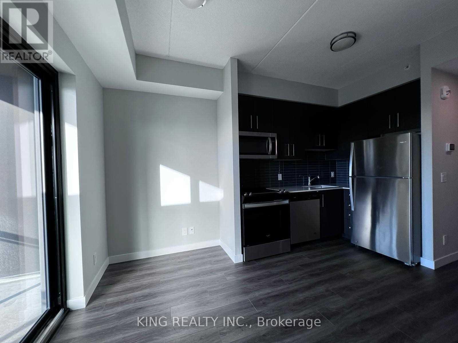 #1904 -15 QUEEN ST S, #1904