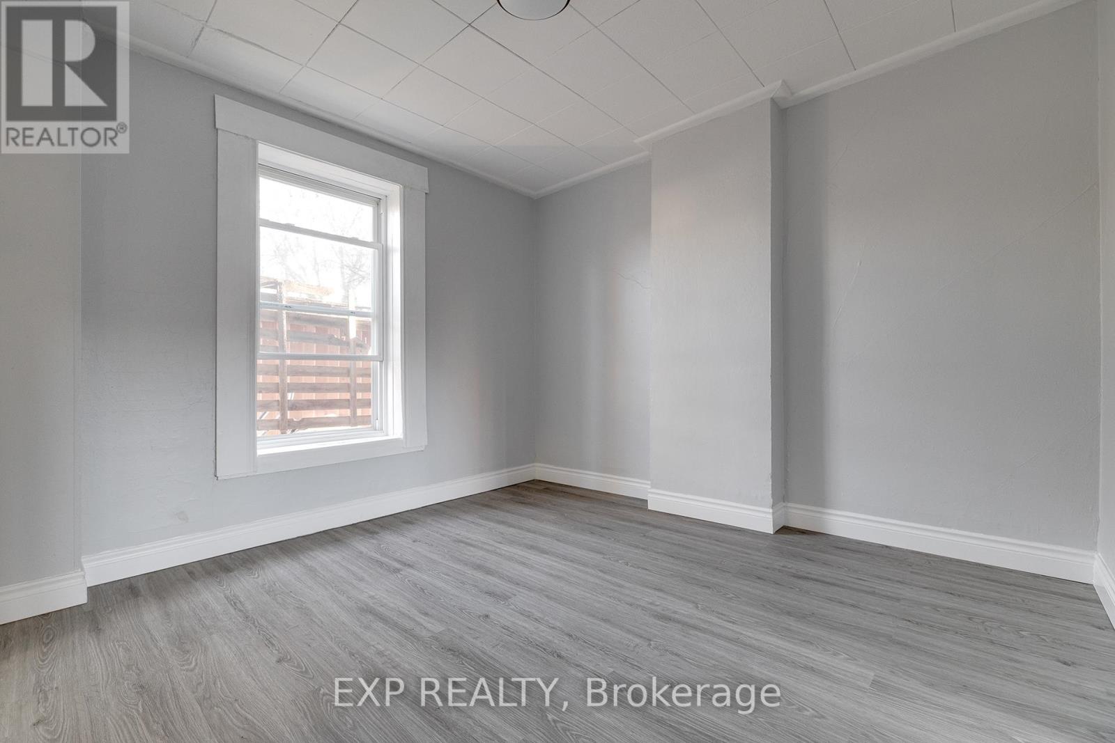#B -61 EBY ST, #B