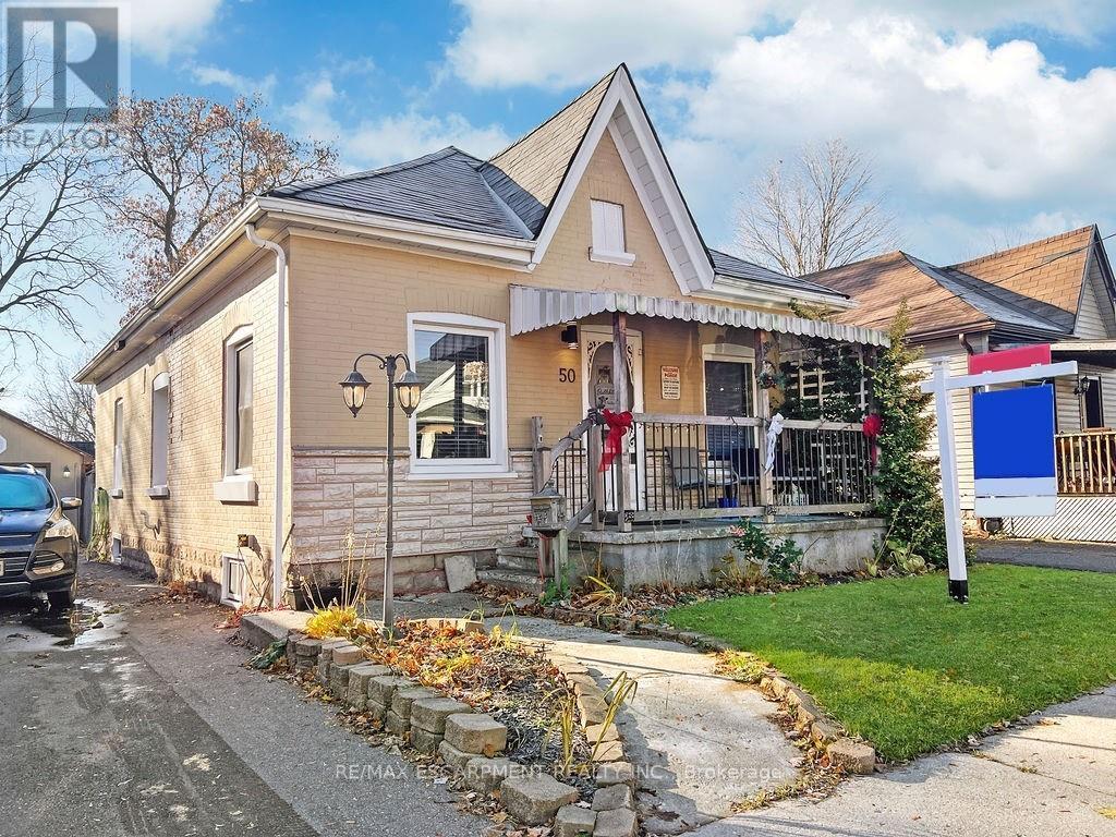 50 ABERDEEN AVE