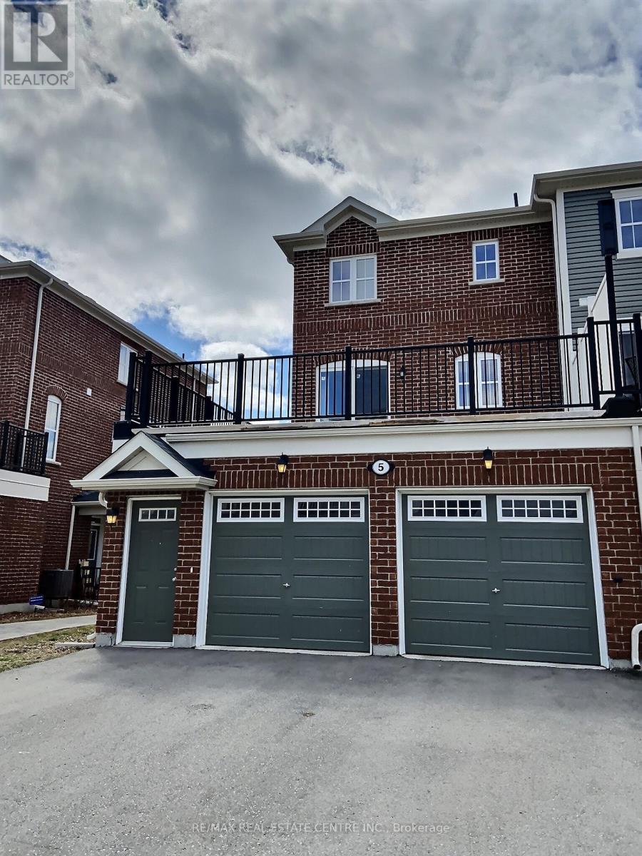 #5 -22 SPRING CREEK DR, #5