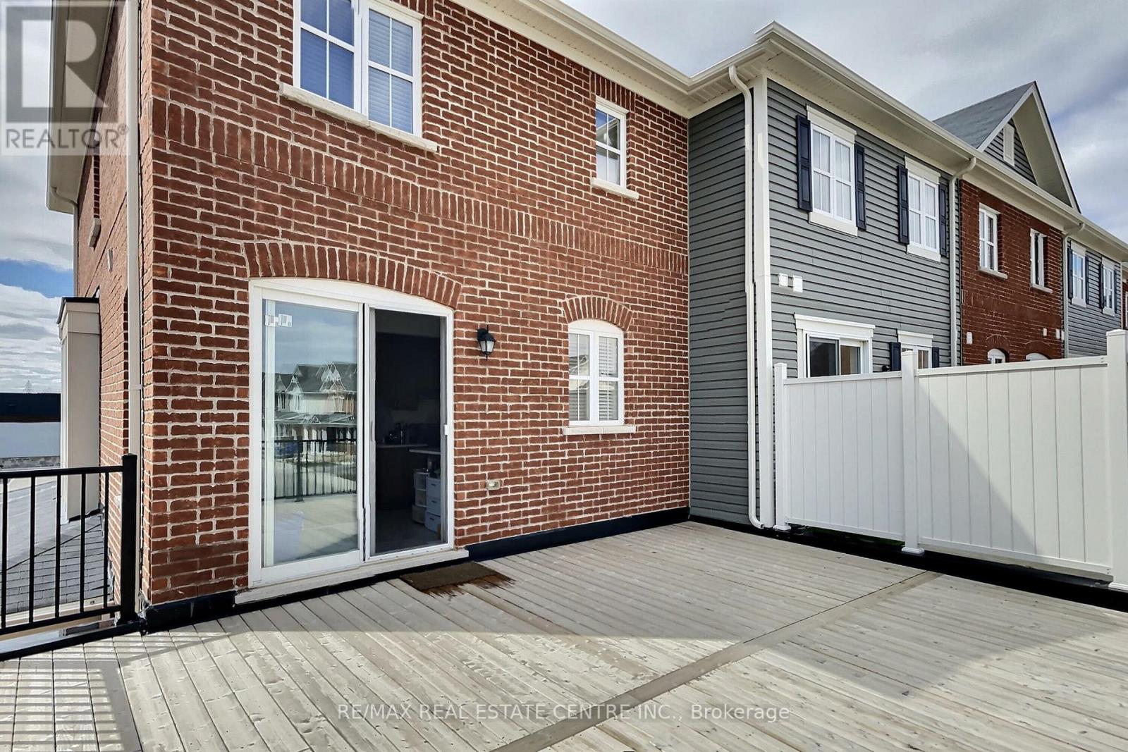 #5 -22 SPRING CREEK DR, #5