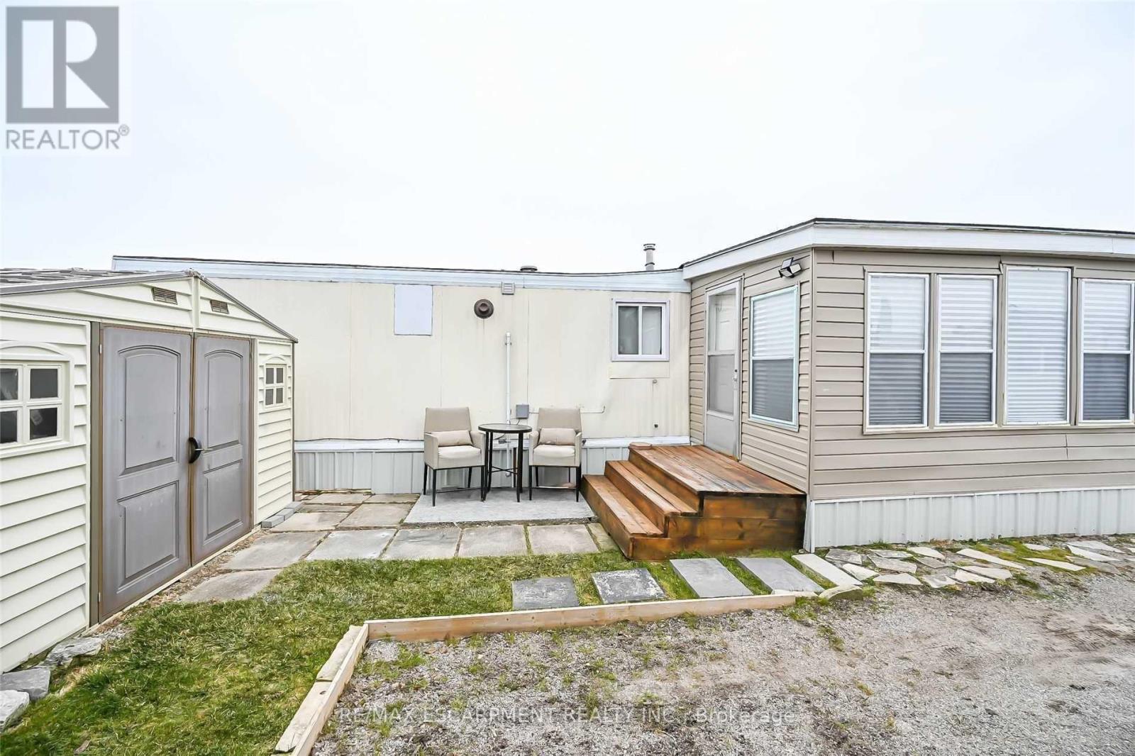 #84 -2189 DUNDAS ST, #84