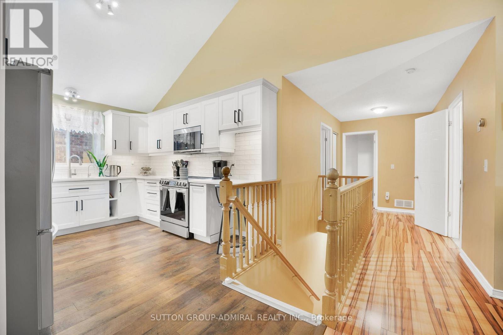 56 SWEENEY CRES