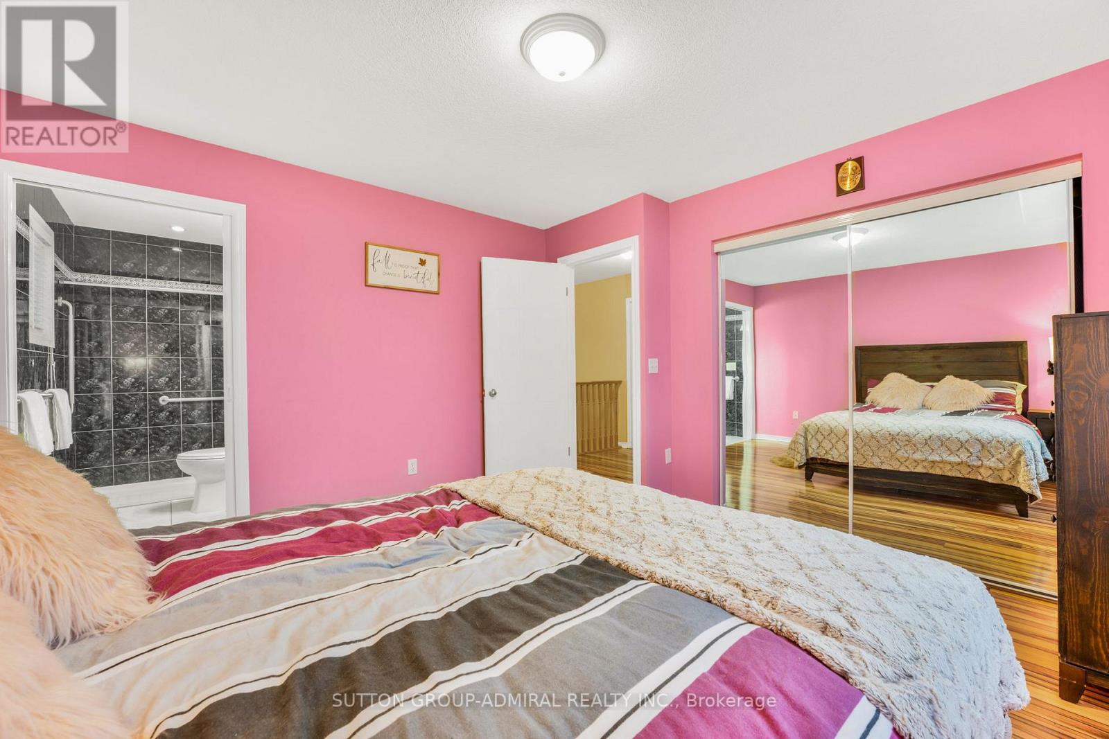 56 SWEENEY CRES