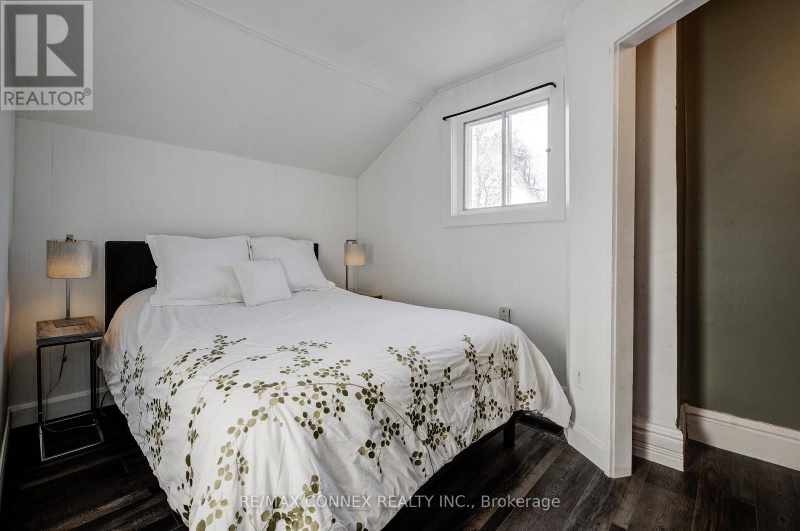 162 CARDIGAN ST