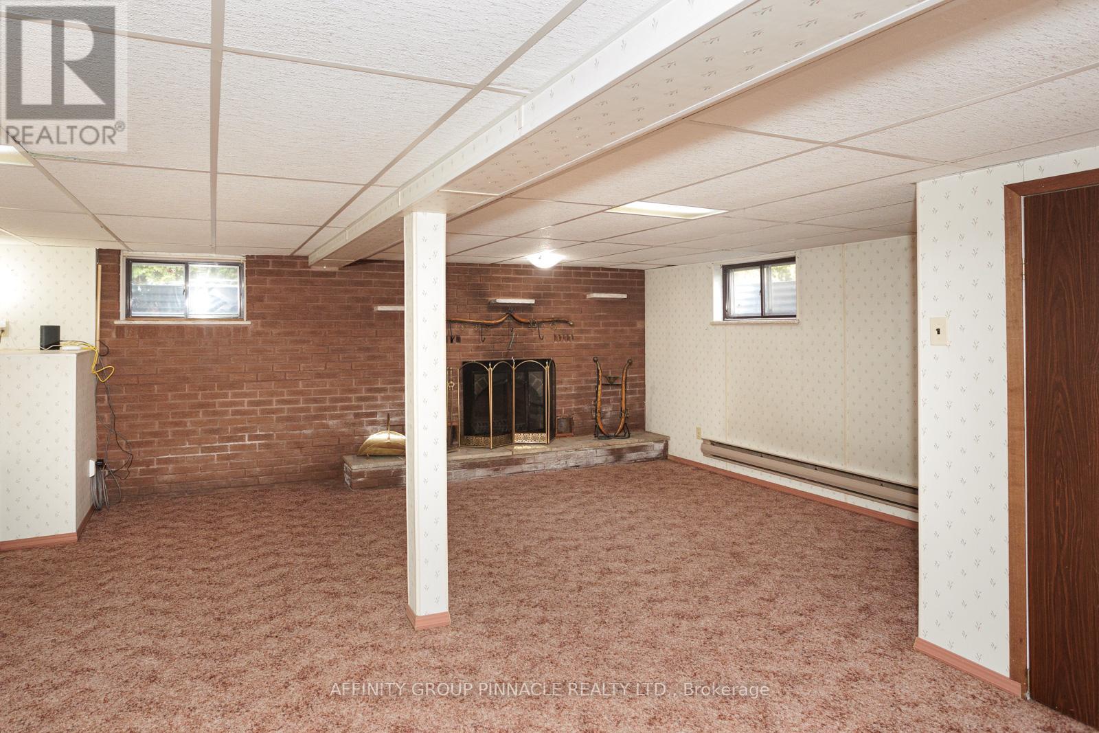 176 SNUG HARBOUR RD