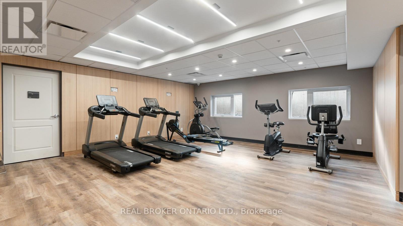 #602 -34 NORMAN ST, #602