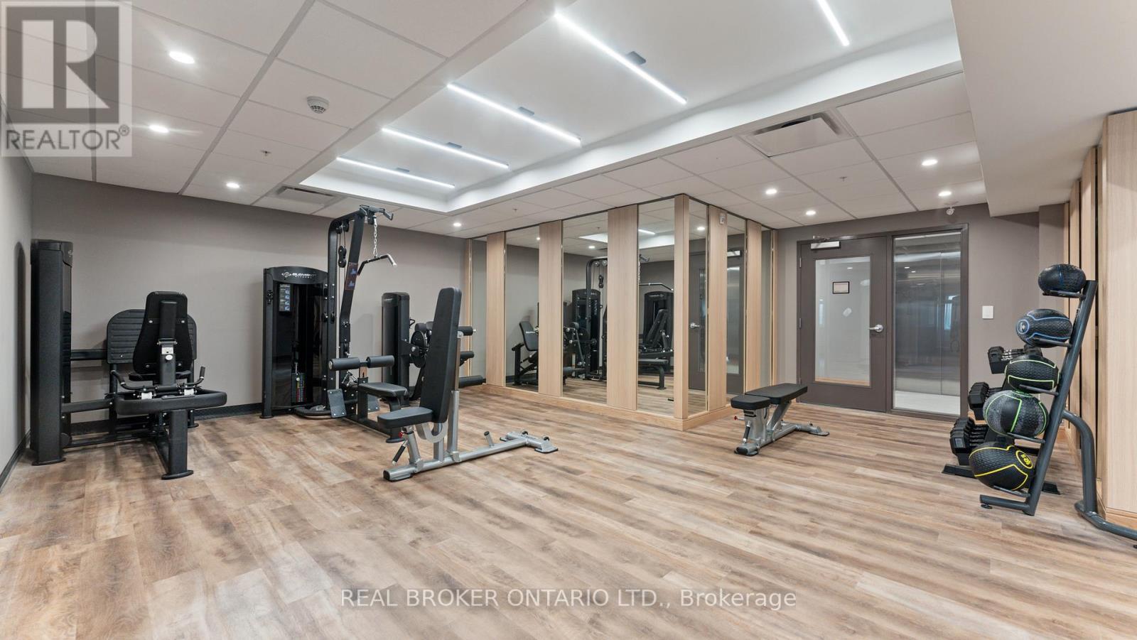 #602 -34 NORMAN ST, #602
