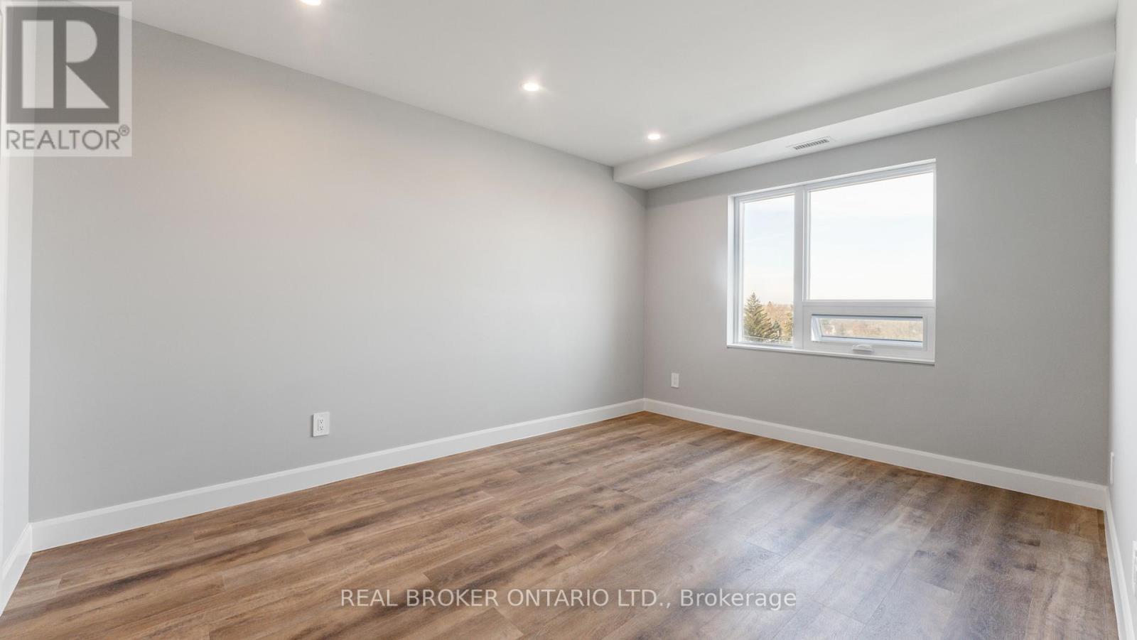 #602 -34 NORMAN ST, #602