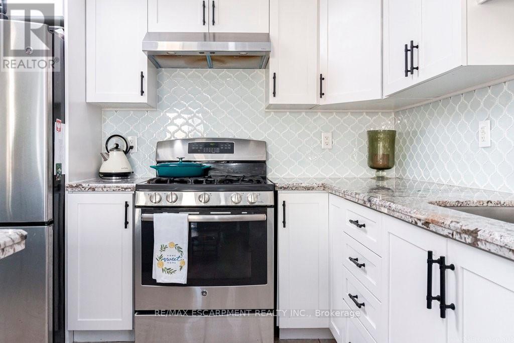 208 WESTBANK TR