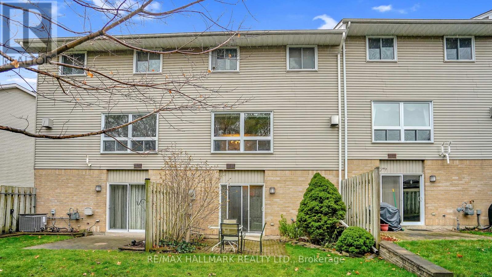 #27 -536 THIRD ST, #27