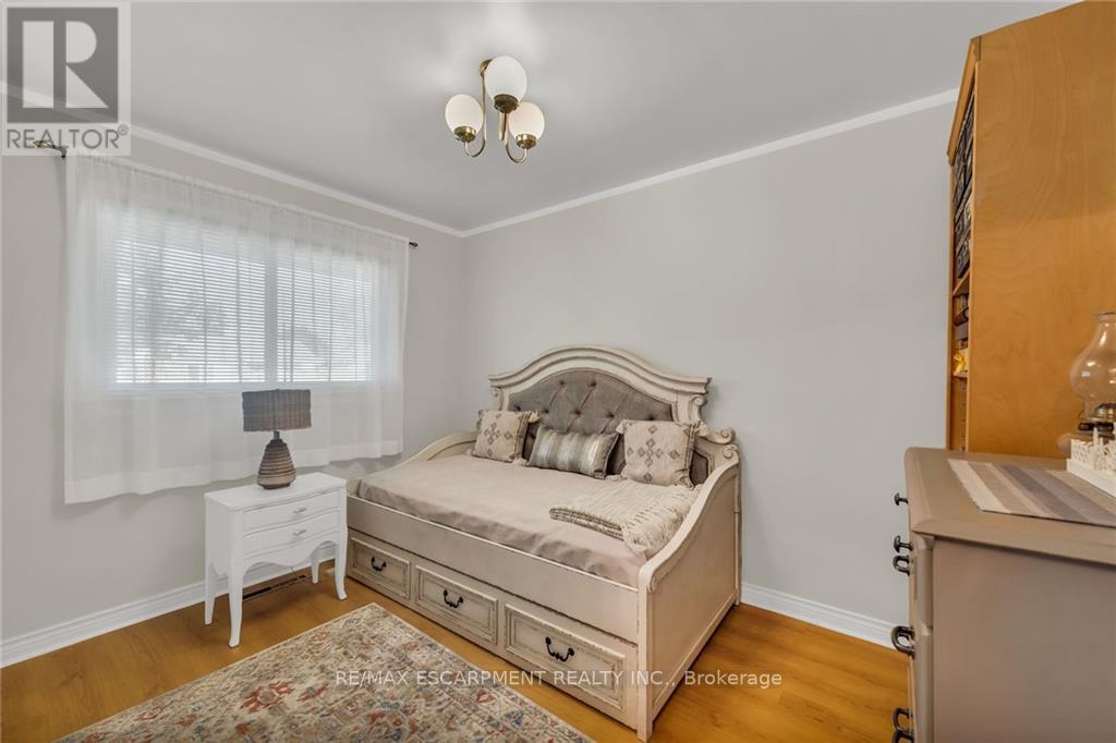 373 UPPER KENILWORTH AVE