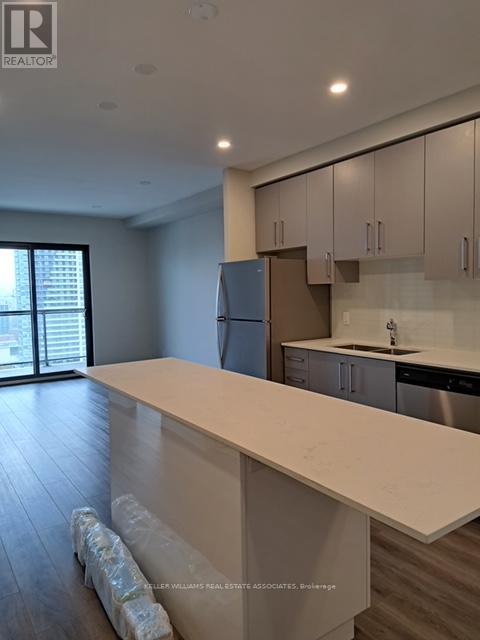 #1912 -15 QUEEN ST S, #1912