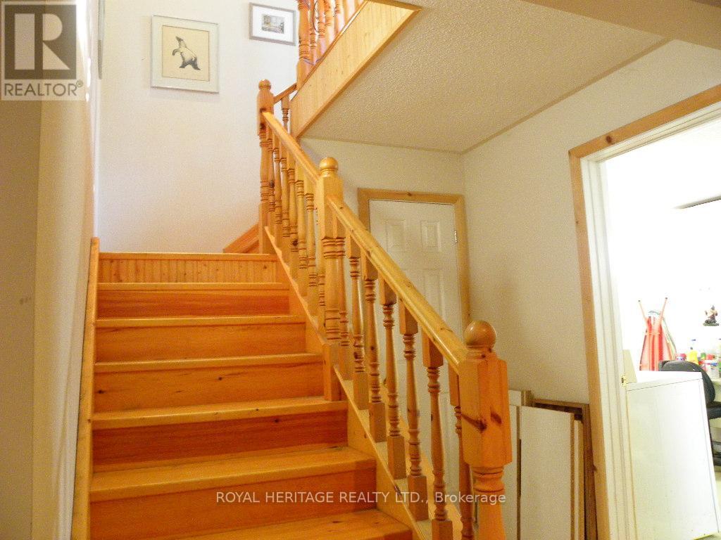 607 HICKORY BEACH RD