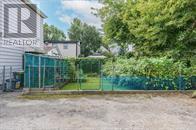 381-383 MACNAB ST N