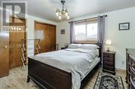 381-383 MACNAB ST N