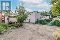381-383 MACNAB ST N