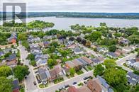 381-383 MACNAB ST N