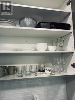 #813 -15 QUEEN ST S, #813