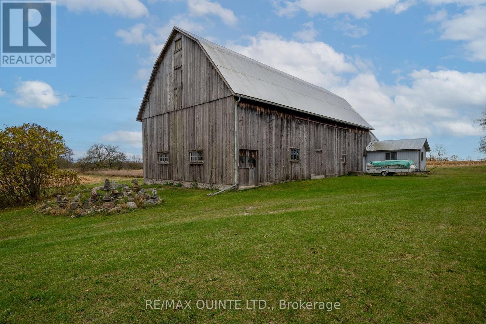 381 PARTRIDGE HOLLOW RD