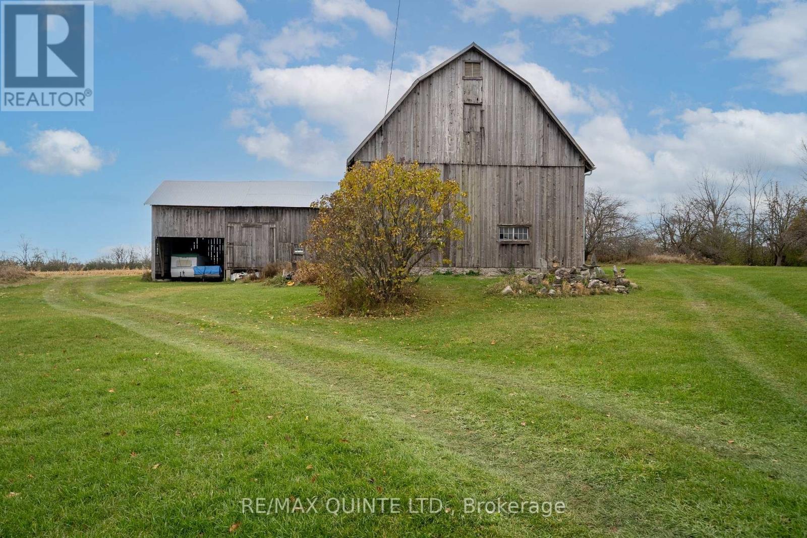 381 PARTRIDGE HOLLOW RD
