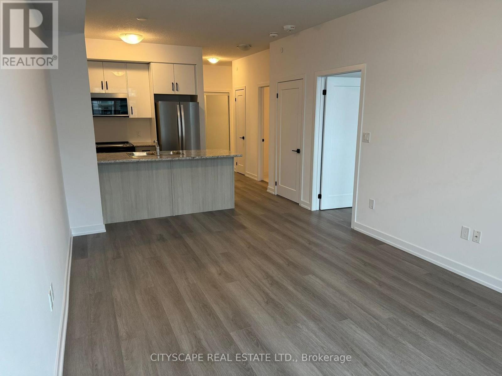 #913 -460 DUNDAS ST S, #913