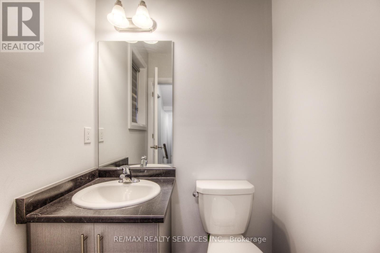 774 QUEENSTON BLVD