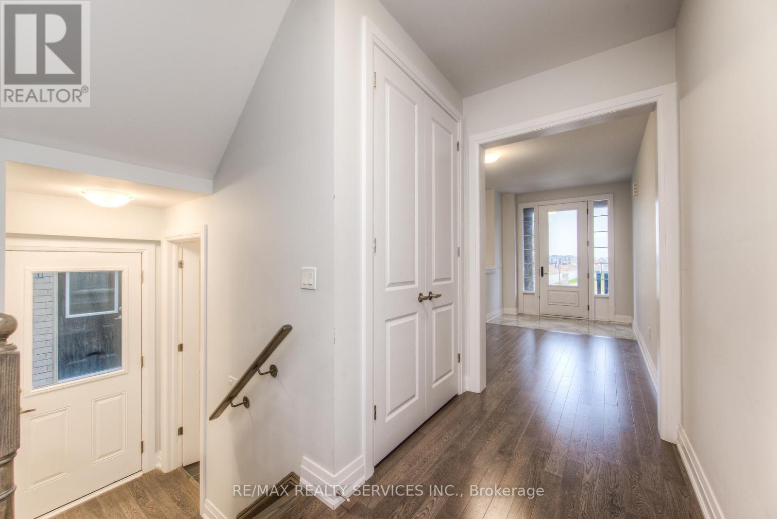 774 QUEENSTON BLVD