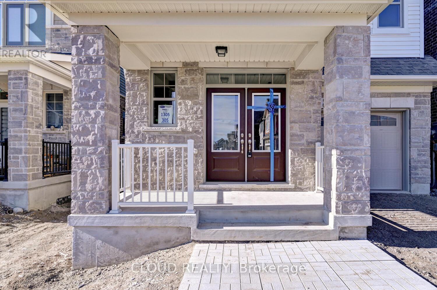 18 MILT SCHMIDT ST