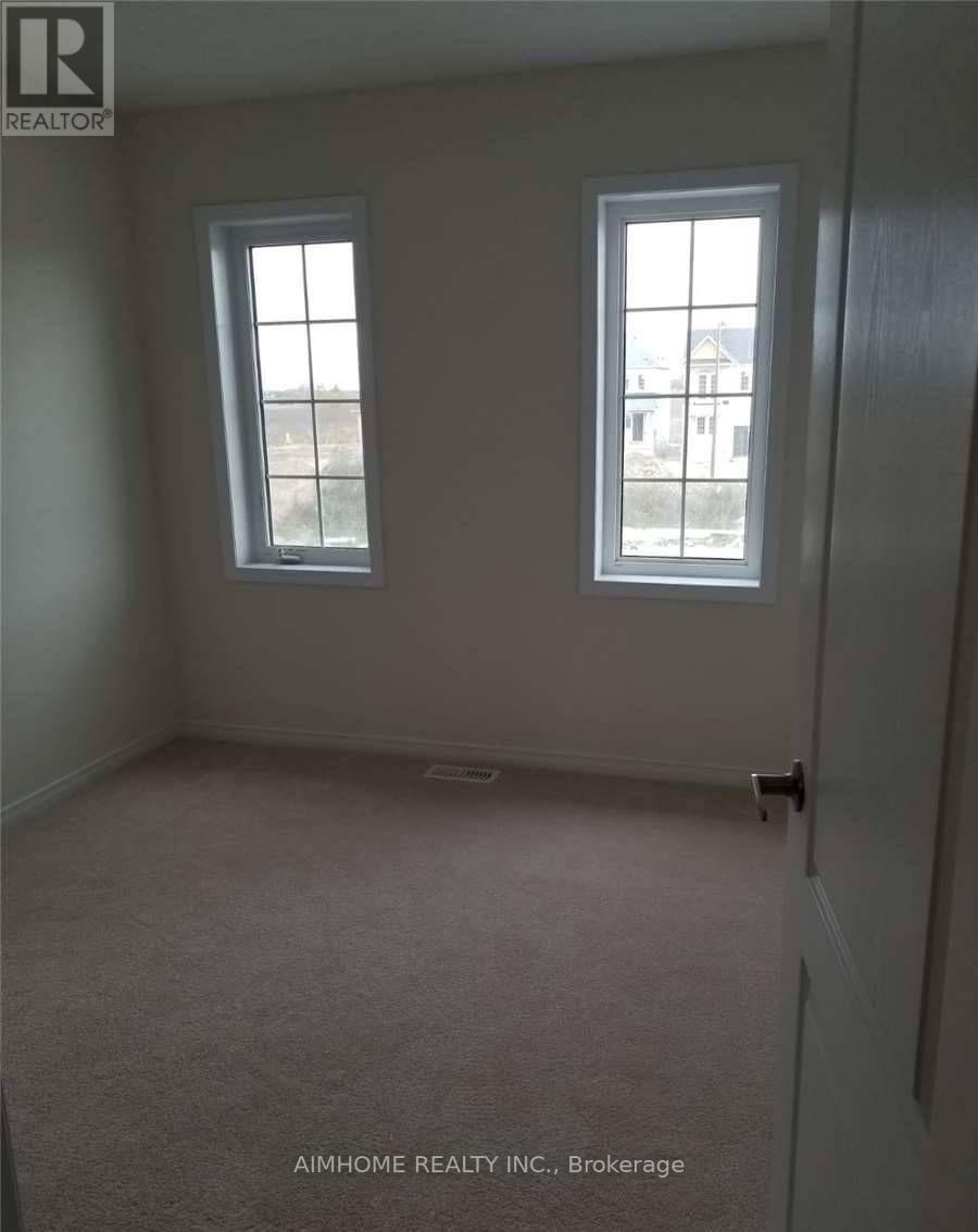 205 THOMPSON RD