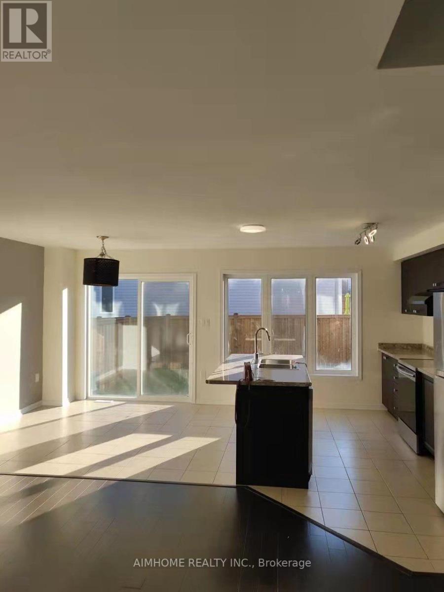 205 THOMPSON RD