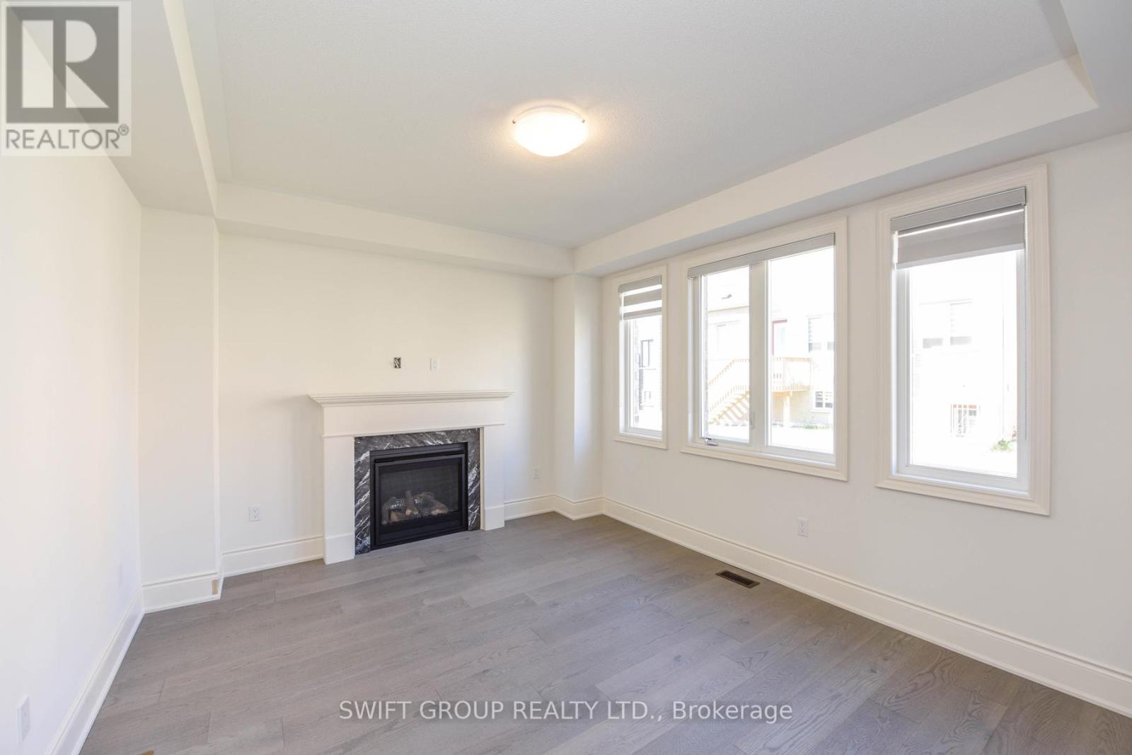 #UPPER -195 GREAT FALLS BLVD, #Upper