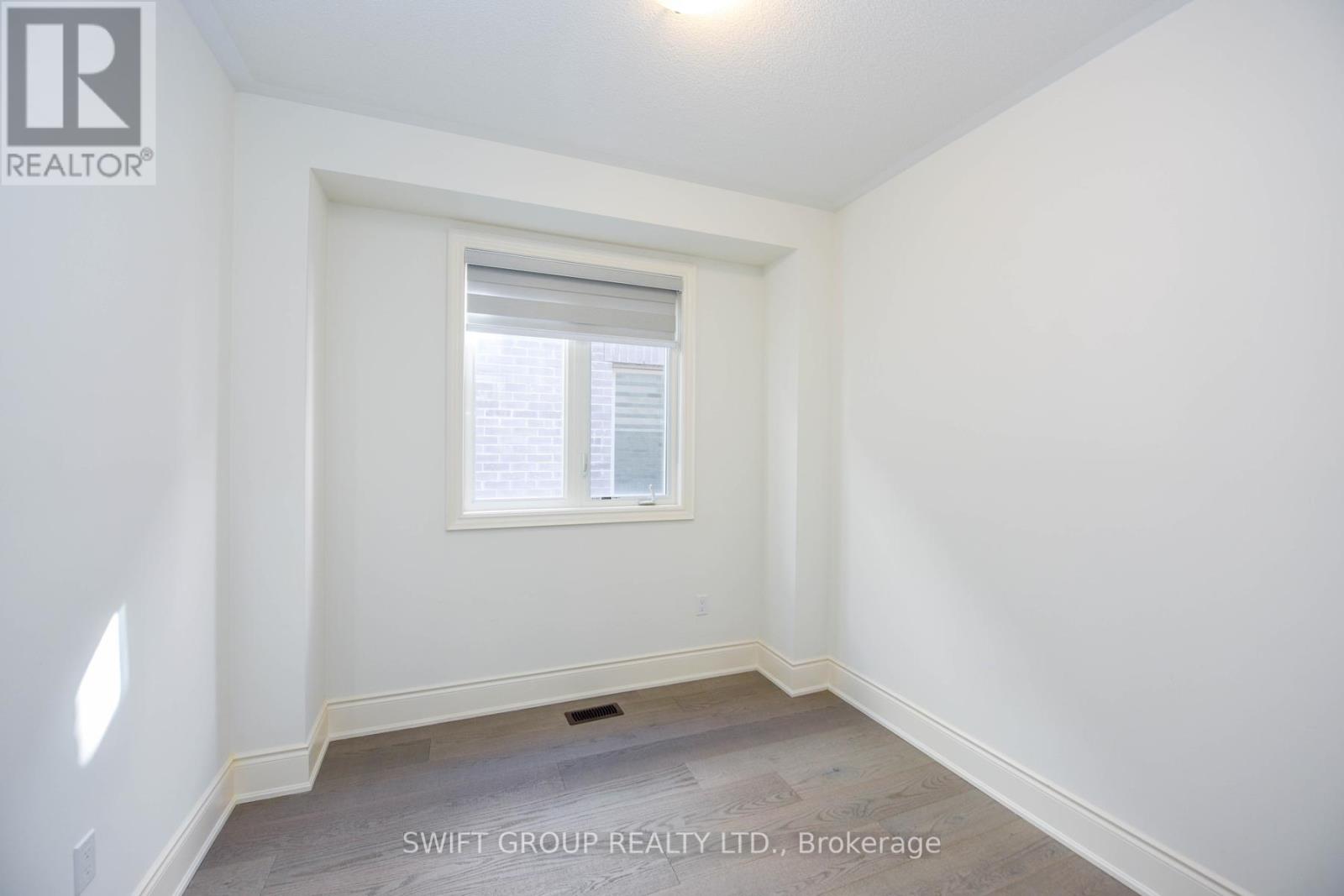 #UPPER -195 GREAT FALLS BLVD, #Upper
