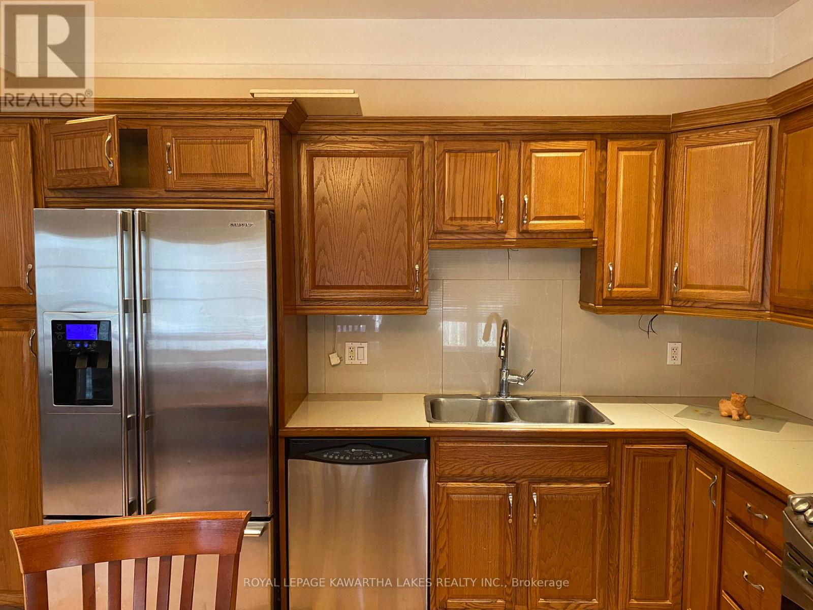 39 PARKHILL DR
