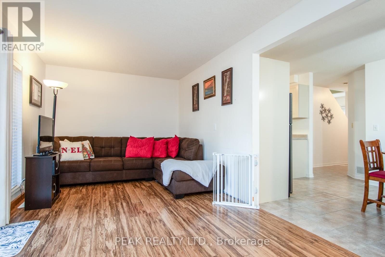 90 CHATEAU CRES