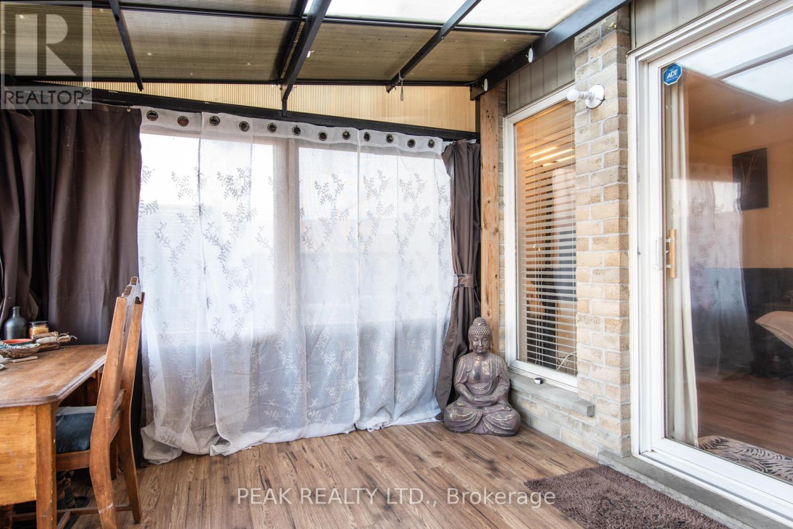90 CHATEAU CRES