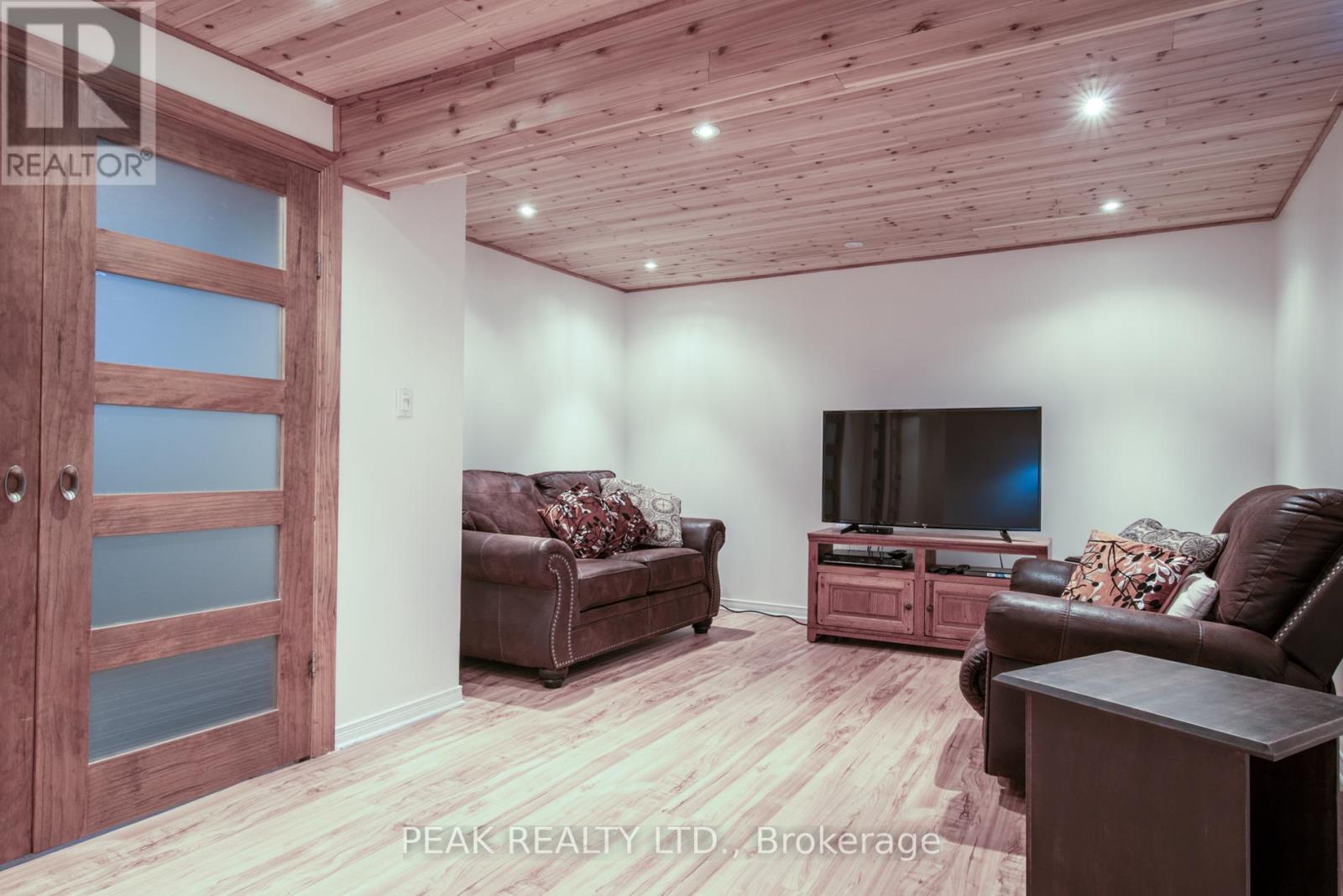90 CHATEAU CRES