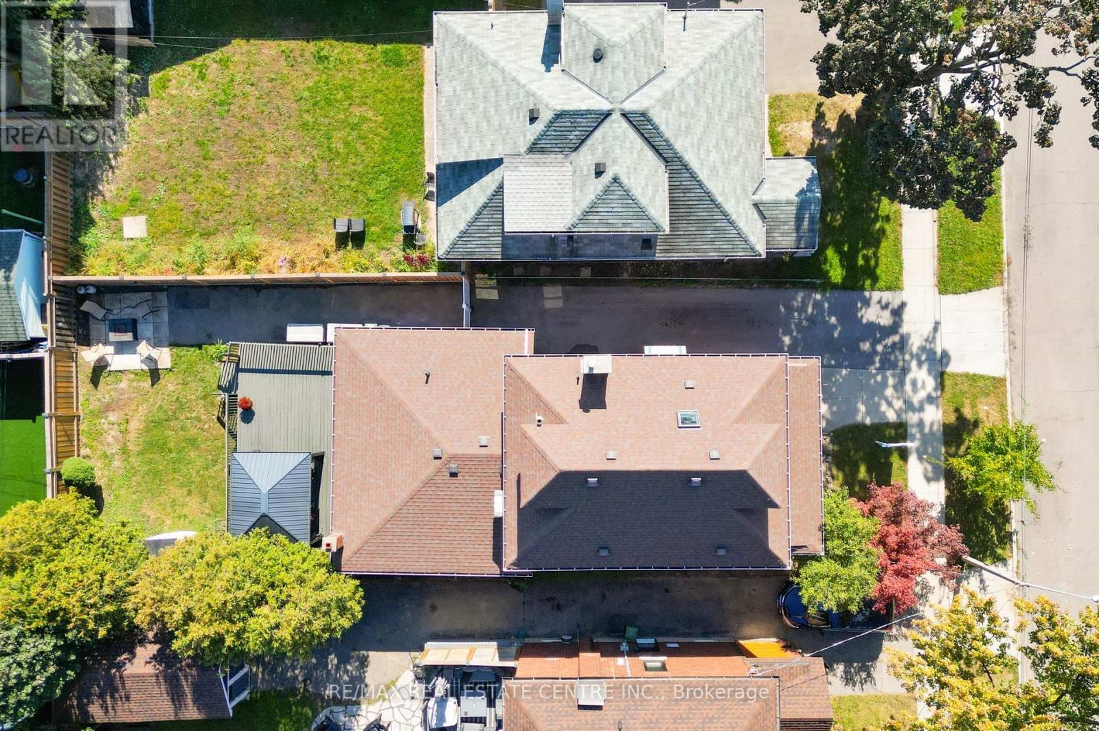 45 WEXFORD AVE S