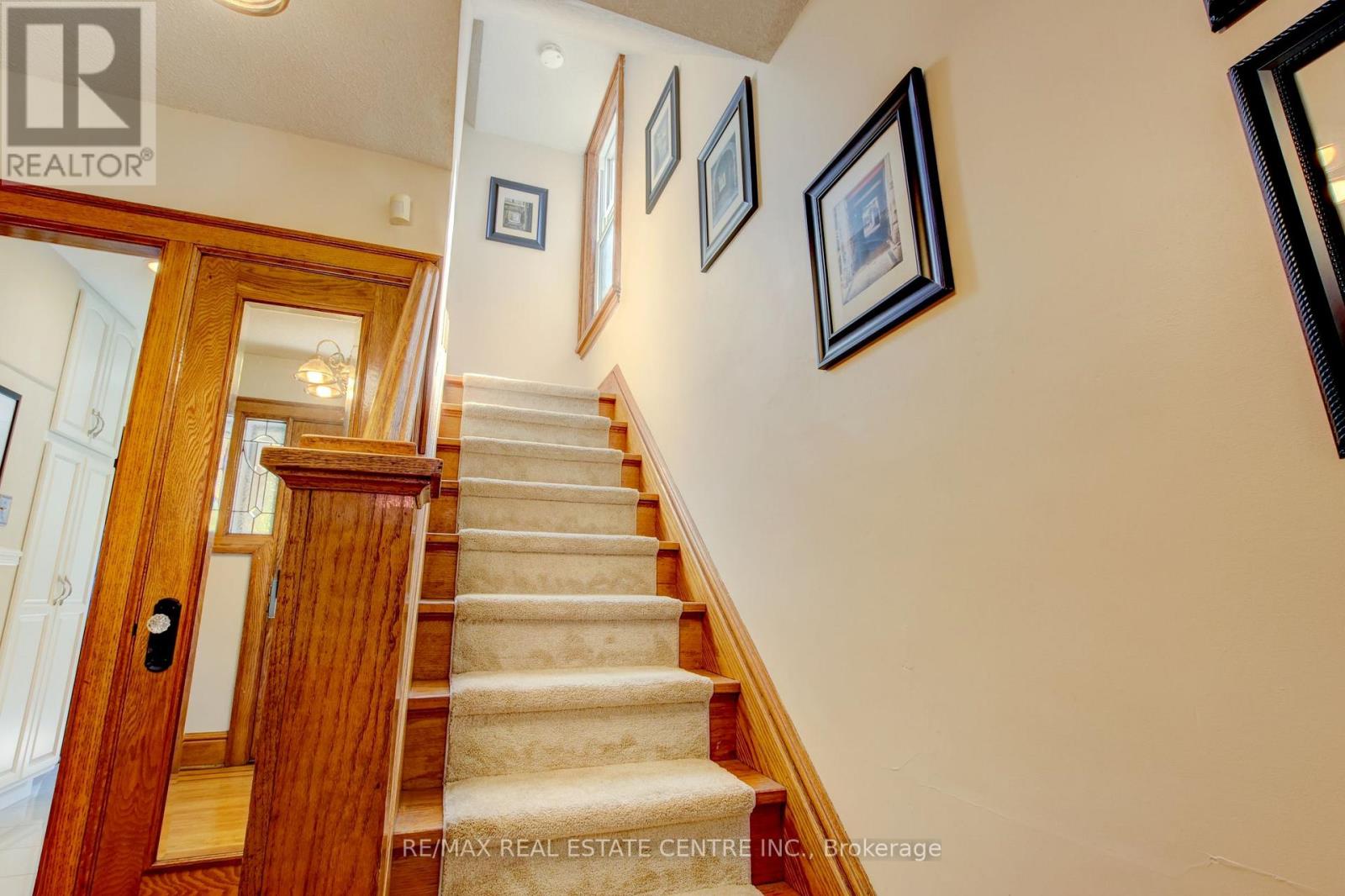 45 WEXFORD AVE S