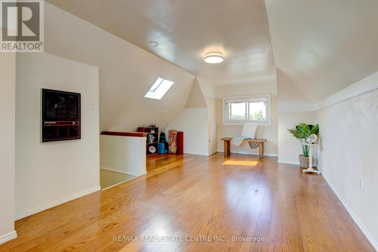 45 WEXFORD AVE S