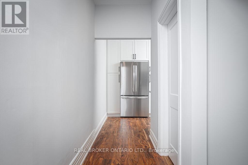 #A -9 STANLEY AVE, #A