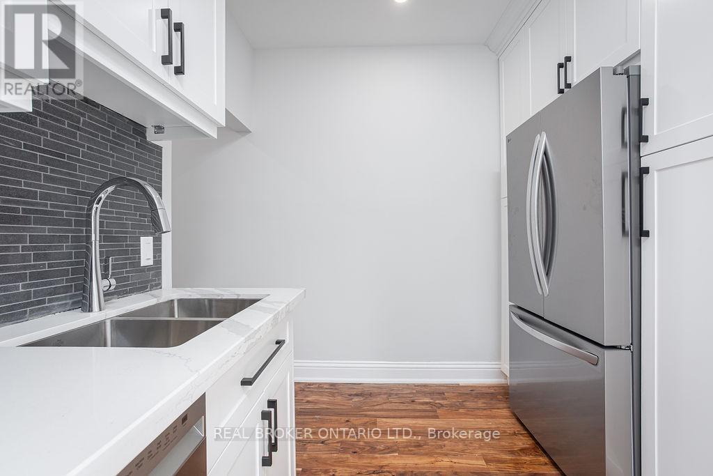#A -9 STANLEY AVE, #A