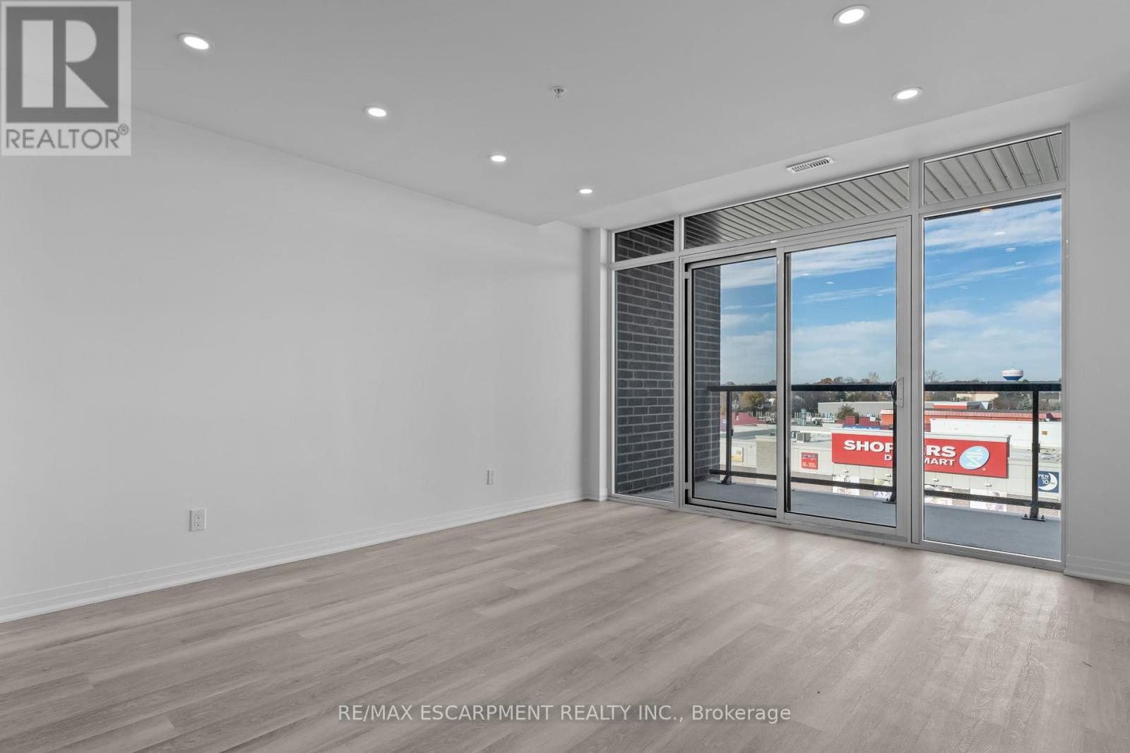 #504 -5 HAMILTON ST, #504
