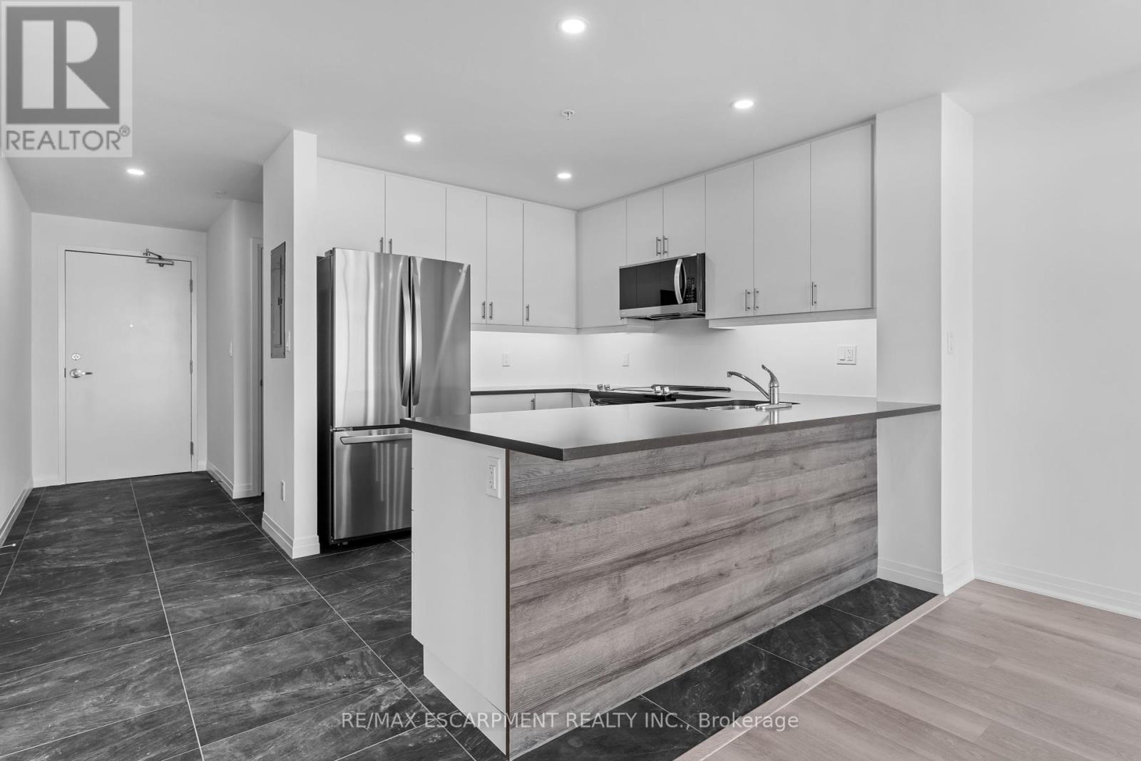 #504 -5 HAMILTON ST, #504