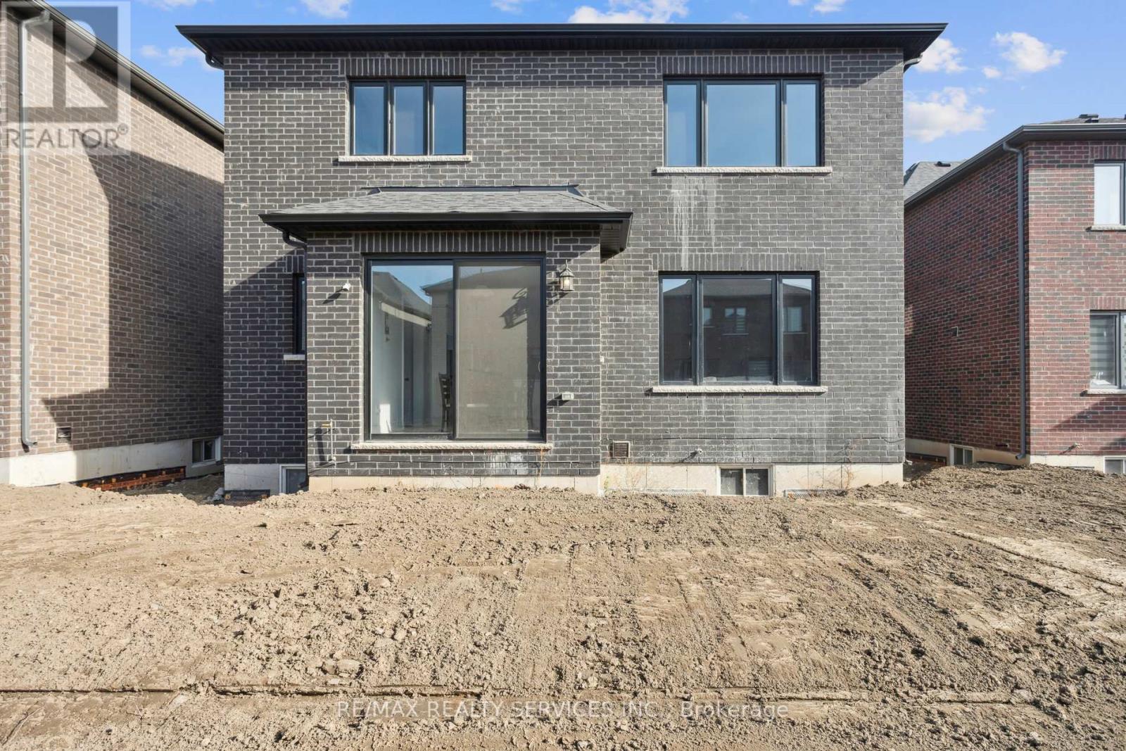 511 BEDI DR