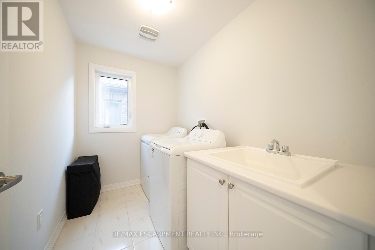 204 HUNTINGFORD TR