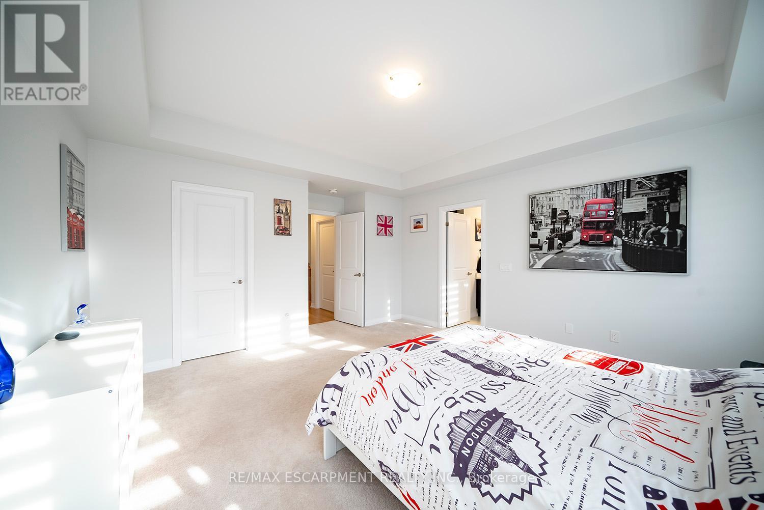 204 HUNTINGFORD TR