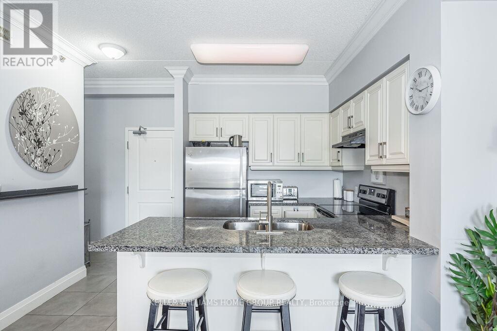 #210 -1440 GORDON ST, #210