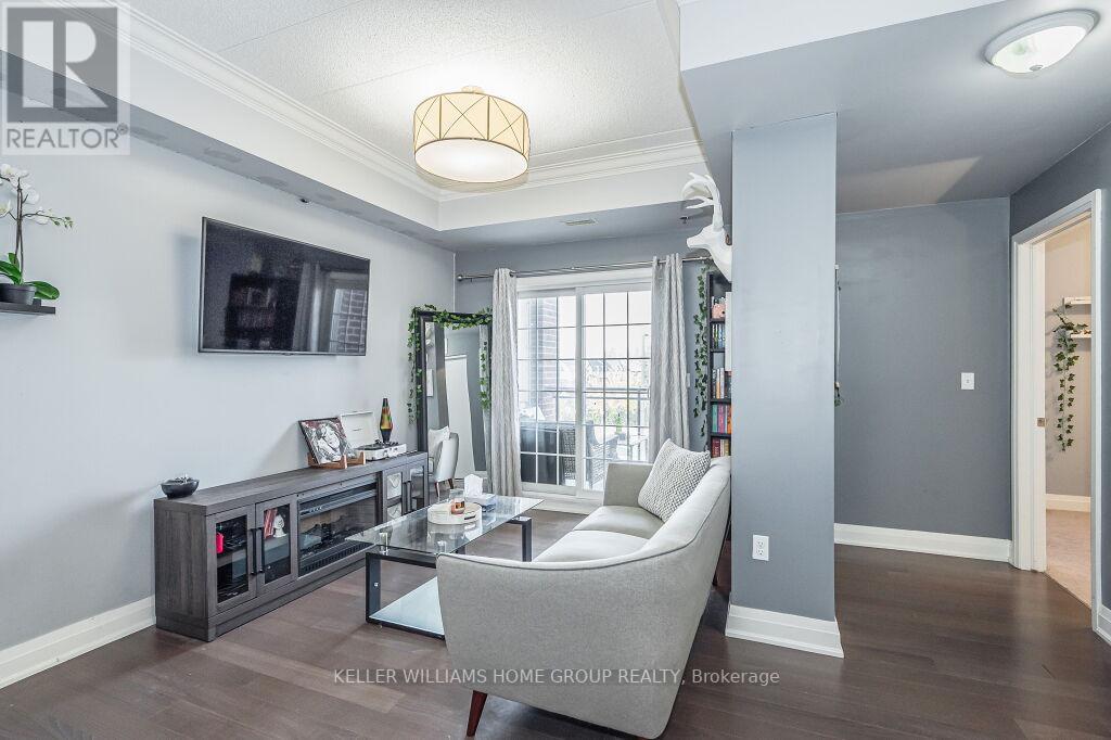 #210 -1440 GORDON ST, #210